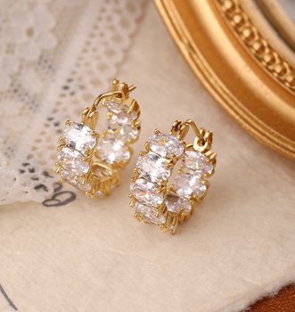 Серьги Fashion Jewerly маленькие с камушками, серьги кольца вечерние, золотистый цвет (SVS)