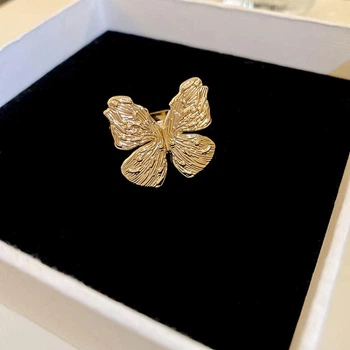 Каблучка "Butterfly Grace", золото