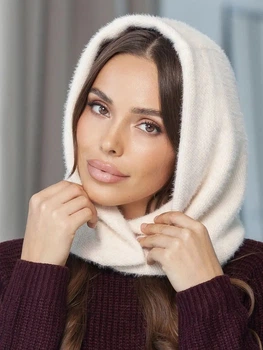 Жіночий капор Celina з екохутра молочний (айворі)