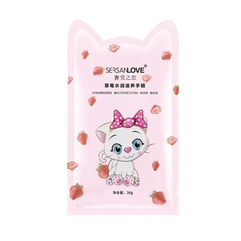 Увлажняющая маска-перчатки для рук Sersanlove Strawberry Moisturizing Hand Mask, 36г