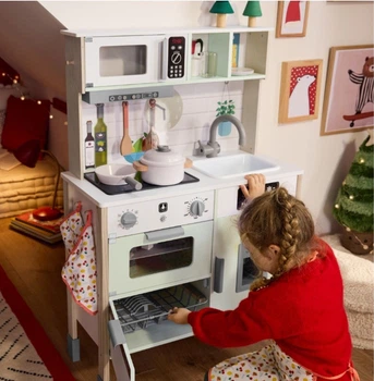 Детская деревянная кухня с аксессуарами со светом и звуком Lupilu Wooden Play Kitchen