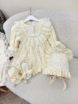 Комплект детской одежды для девочки Family Tradition трикотаж велюр с кружевом и оборками 98 см айвори Николь