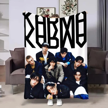 Плед Stray Kids KARMA K-pop, большой плюшевый плед с фото группы 135x160