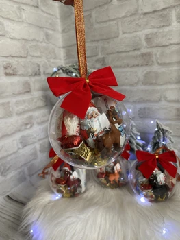Новогодний шар с конфетами и игрушкой лошадки подарок на елку