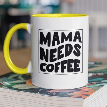 Чашка керамическая с принтом "Mama Needs Coffee" 330 мл для напитков белая с желтой ручкой на подарок маме