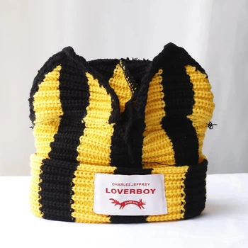 Шапка полосатая с ушками ушки на уши аниме K POP Stray Kids Hyun Jin кошки loverboy в стиле INS WAYV HENDERY черный/желтый One size