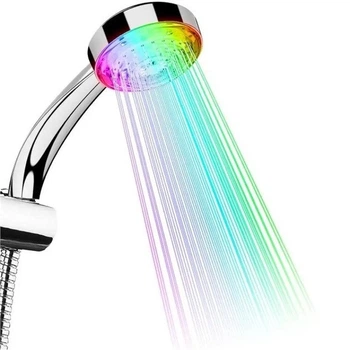 Светодиодная насадка на душ LED SHOWER 3 цвета Насадка лейка для душа