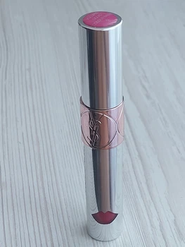 Бальзам для губ yves saint laurent ysl volupte liquid colour balm #9 с оттеночным пигментом.