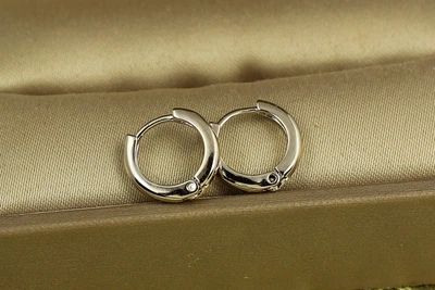 Серьги Xuping Jewelry колечки крепления пятнышком 1,1 см серебристые