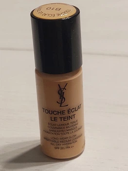 Стойкая тональная основа для лица YVES SAINT LAURENT YSL Touche Eclat Le Teint b10. Объем 10 ml.