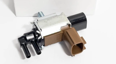 Клапан рециркуляции отработанных газов EGR Mazda (LF82-18-741)