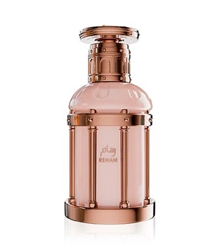 Paris Corner Reham Rose Petals