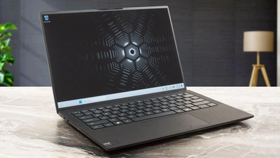 Ноутбук Dell Precision 5490 / 14'' (1920x1200) IPS / Intel Ultra 9 185H / 64Gb DDR5 / SSD 1Tb / Nvidia RTX 2000 (8Gb / GDDR6 / 128Bit) / Windows 11 / Б/В