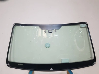 Лобове скло VW Amarok 2010- Saint-Gobain Sekurit 17306000
