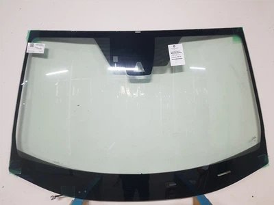 Лобове скло Toyota RAV-4 2019- Pilkington 23491000