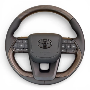Кермо для Toyota Land Cruiser 200, Prado 150. В стилі LC300. З підігрівом. Коричневе дерево. Подушка зі шкіри - чорний логотип. В сборі.
