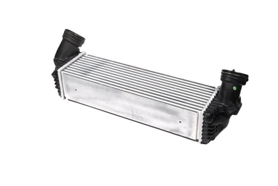 Інтеркулер BMW X5X6-Series E70/E71 06- NRF 30359