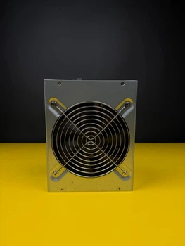Блок живлення FSP 1200W (FSP1200-50AAG) Б/В