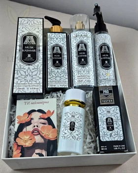 Подарочный набор косметики No Brand в стиле Attar Collection Musk Kashmir 4 в 1