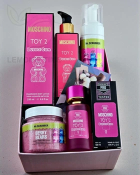 Подарочный набор косметики No Brand в стиле Moschino Toy 2 Bubble Gum 4 в 1 ver.04