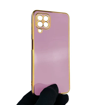 Чохол для Samsung Galaxy M32 4G (SM-M325F) глянцевий із захистом камери із золотою окантовкою бузковий