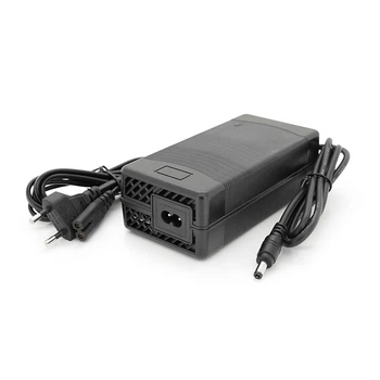 Зарядное устройство для аккумуляторов Li-ion 16,8V,4S,10A, штекер 5,5х2,5мм, 135x55x45mm. 0,5 кг