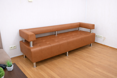 Диван офісний BNB IRIS 160 см кавовий 2213