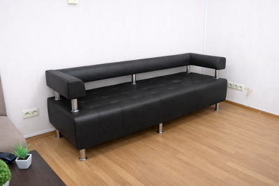 Диван офісний BNB IRIS 200 см чорний 2230