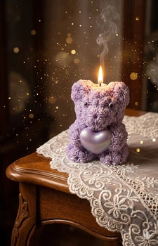 Свеча милый медвеженок с сердцем, 60г, пальмовый воск, фиолетовый