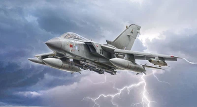 Збірна модель 1:32 літак Tornado GR.4 Italeri 2513