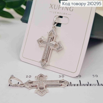 Крестик родованный украшен блестящими камешками, размер 2,8*2см, Xuping