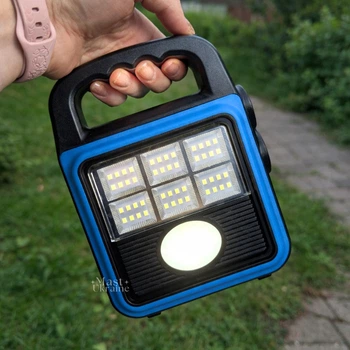 Фонарь аккумуляторный LED с солнечной панелью и функцией повербанка, мощный ручной фонарь-прожектор с USB зарядкой и 4 режимами света, портативная лампа на аккумуляторе для дома, дачи, кемпинга, HS-8020А-Blue