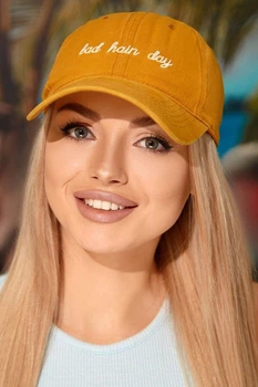 Модна жіноча бейсболка кепка з написом «Bad Day» — 1322 гірчиці