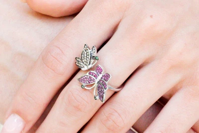 Серебряное кольцо с бабочками СК11057 Діамант, 17,5 размер