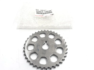 Звездочка распредвала выпускного для Toyota Prado 120 2.7L (2TR-FE) OEM 1352375030