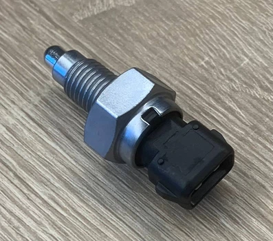 Датчик заднего хода FEBI 21758 VOLKSWAGEN PASSAT, GOLF T4