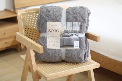 Ковдра SOHO 200х220 см + 2 наволочки 50х70 см Romance Gray, набір