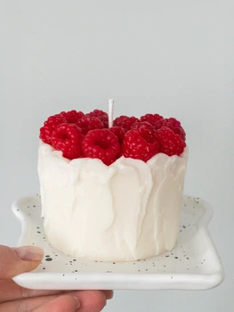 Бенто свічка з малинками BeyondGelato candle 12см