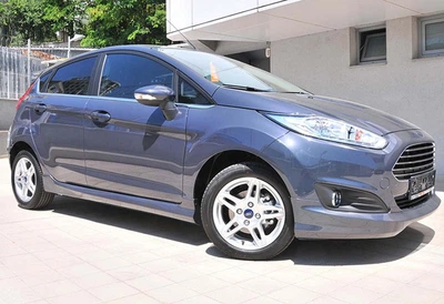 Пороги для Ford Fiesta 2008-2017 Хетчбек (чорний глянець)