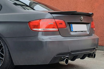 Спойлер в стиле M4 для BMW 3 E92 2006–2013, черный глянец