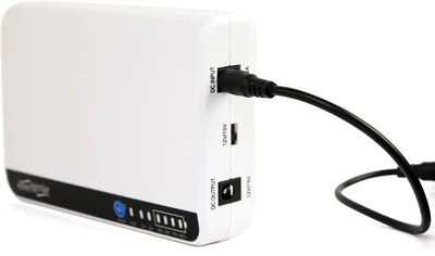 ИБП для роутера EnerGenie EG‑UPS‑DC 12 и 15В мощность 18 Вт/ Li‑Ion 6600 мА·ч сменные аккумуляторы