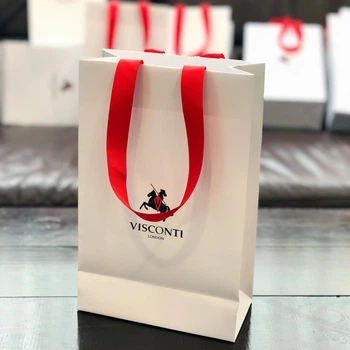Фірмовий подарунковий пакет Visconti — Матовий, з червоними стрічками, 25х16х8 см