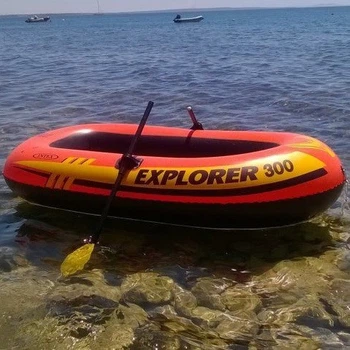 Надувная лодка с веслами и насосом Intex 211 * 117 * 41 см