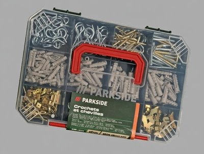 Набор креплений Parkside "Crochets et chevilles" (Крючки и дюбеля).