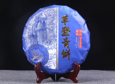 Китайский зелёный чай Шен Пуер Yunnan Gedeng Green Cake 2022 год, блин 357 грамм