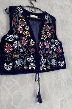 Жилет жіночий з вишиваним орнаментом на завʼязках L синій (2063)