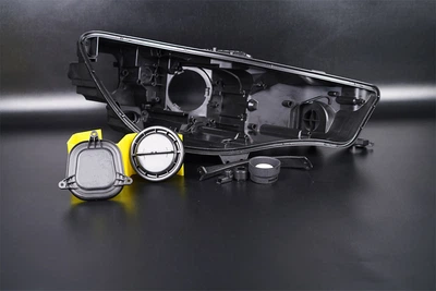 Сервісний комплект корпуса фар Audi A4 B9 Xenon (2015-2020) дорест правий Lemarix (G04-0554-2)