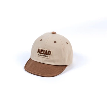 Дитяча кепка Hello