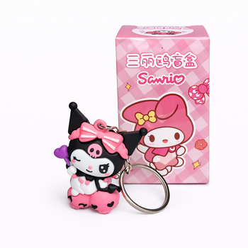 Коллекционный брелок-фигурка «Kawaii персонаж в чёрно-розовом костюме с бантом» — декоративный брелок для ключей и сумок