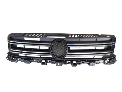 Решетка радиатора VW Tiguan 2011-2017